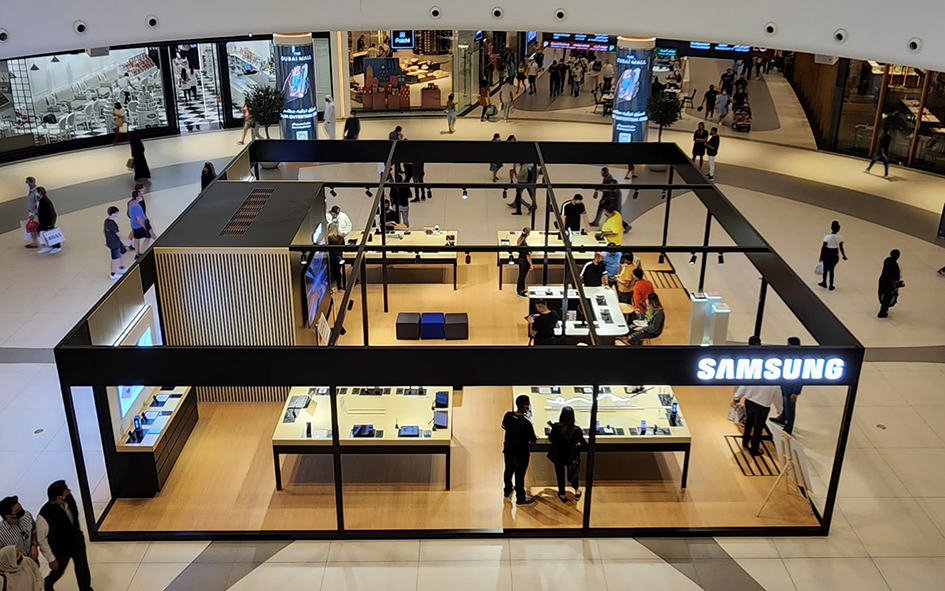 Pop-up Stores in Malls: How To Get In The Game