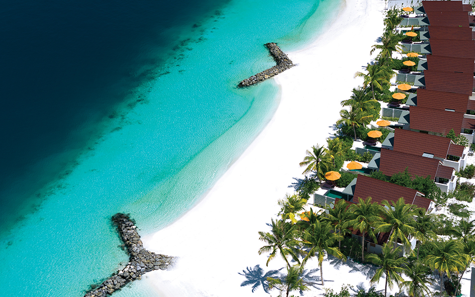 The Maldives’ Largest Under Ocean Restaurant Only BLU Opens at OBLU ...