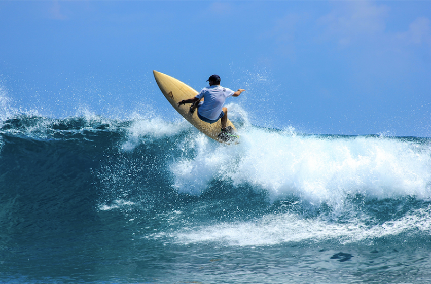  RIDE THE WAVES AT GILI LANKANFUSHI WITH AN UNMISSABLE SUMMER SURF EXPERIENCE