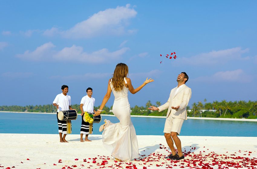  Oh-so kool proposals and unforgettable wedding celebrations at Kandima Maldives!