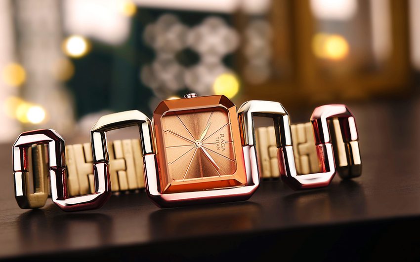  DELIGHT IN THE LUXURY OF TIME WITH TITAN WATCHES