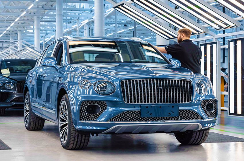  BENTLEY DELIVERS MORE CARS THAN EVER IN 2022