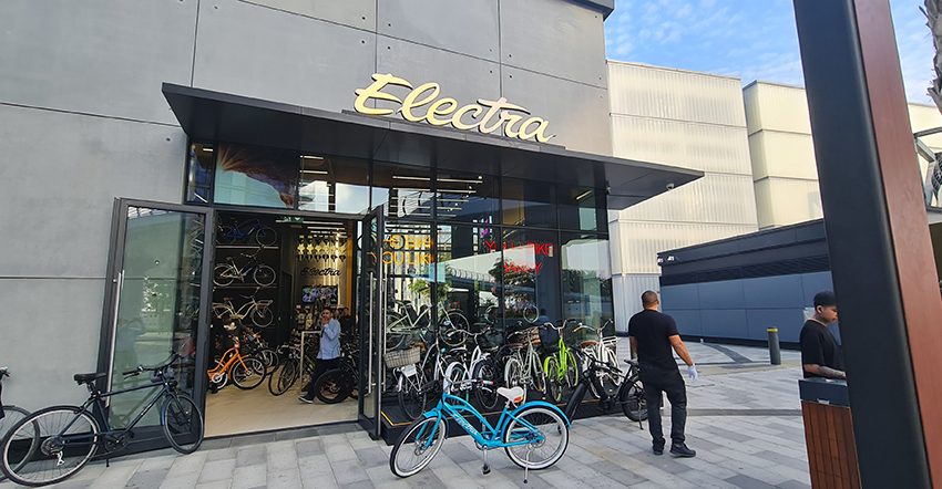  Electra Bicycle Company has opened the most fashionable store on Bluewaters Island