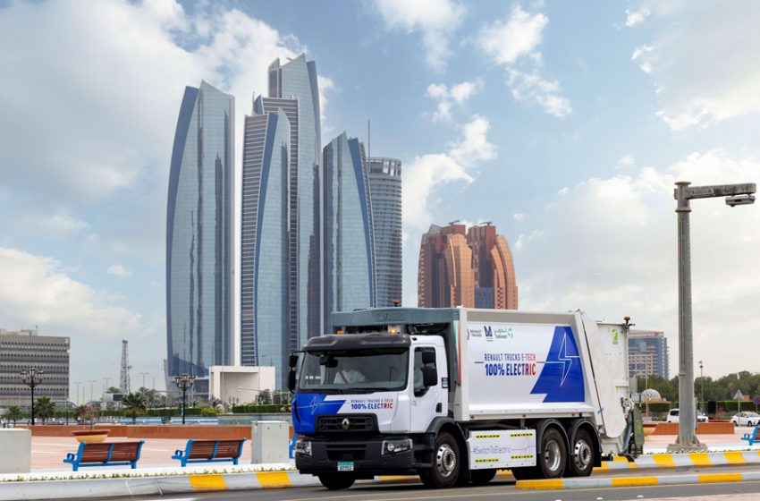  Renault Trucks, Al Masaood, and Tadweer launch the first 100% electric waste truck in the UAE