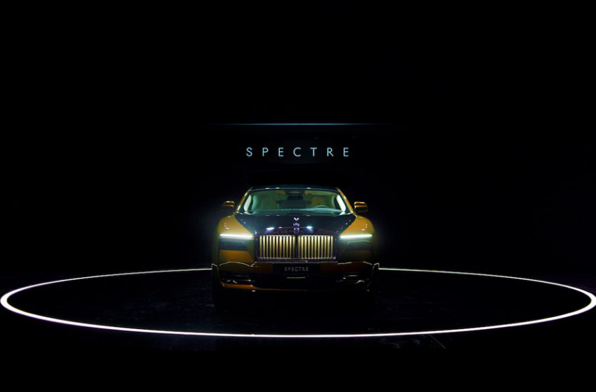  ROLLS-ROYCE SPECTRE UNVEILED IN KUWAIT… A rolls-royce first and an electric car second