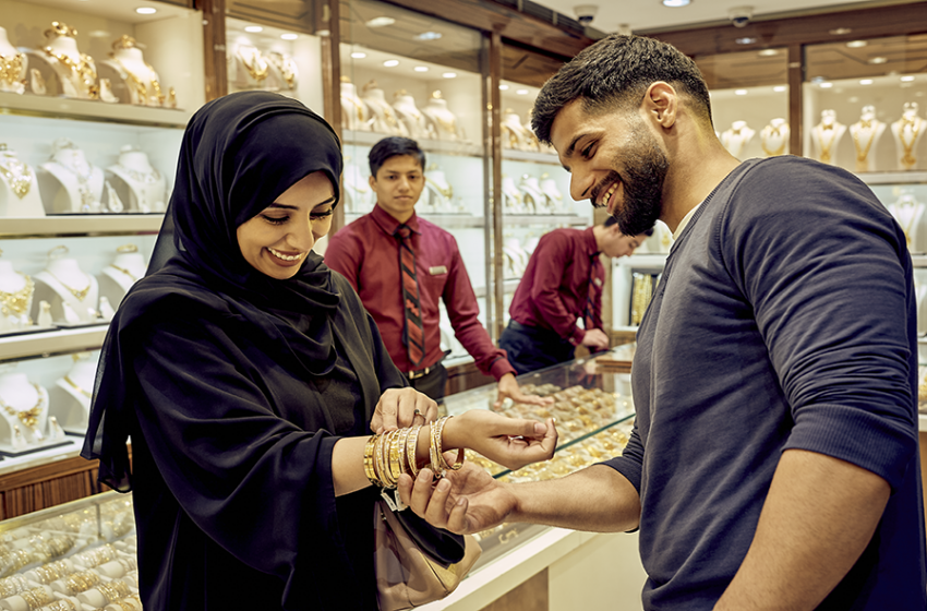  مجموعة دبي للمجوهرات ومجموعة مراكز التسوق في دبي تقدّمان عروضاً حصرية على المشغولات الذهبية خلال مهرجان الأضواء “ديوالي”