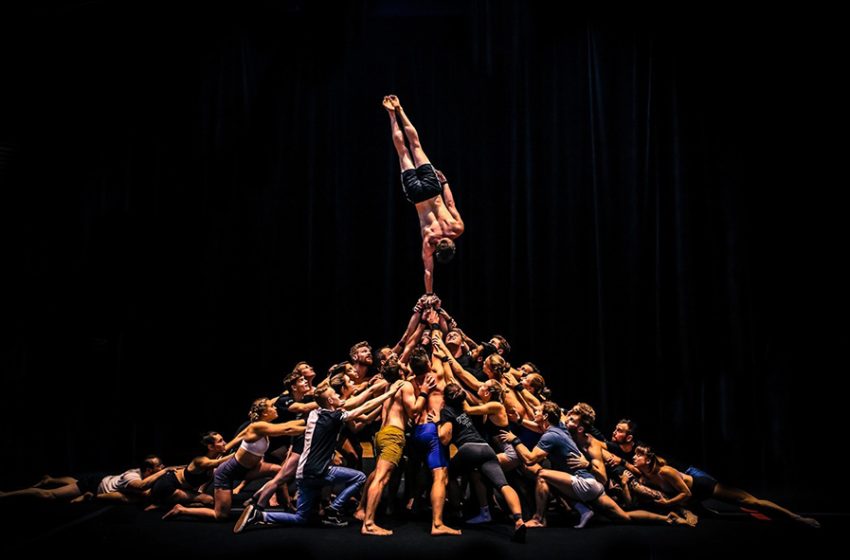  FEEL THE PULSE AT DUBAI OPERA A SENSATIONAL AWARD-WINNING SPECTACLE OF MOVEMENT, MUSIC, AND LIGHT