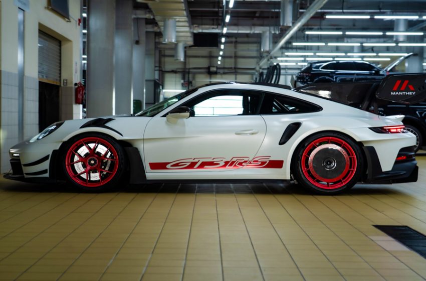 Porsche Centre Abu Dhabi & Al Ain Leads Region with First Manthey Kit Installation on 911 GT3 RS