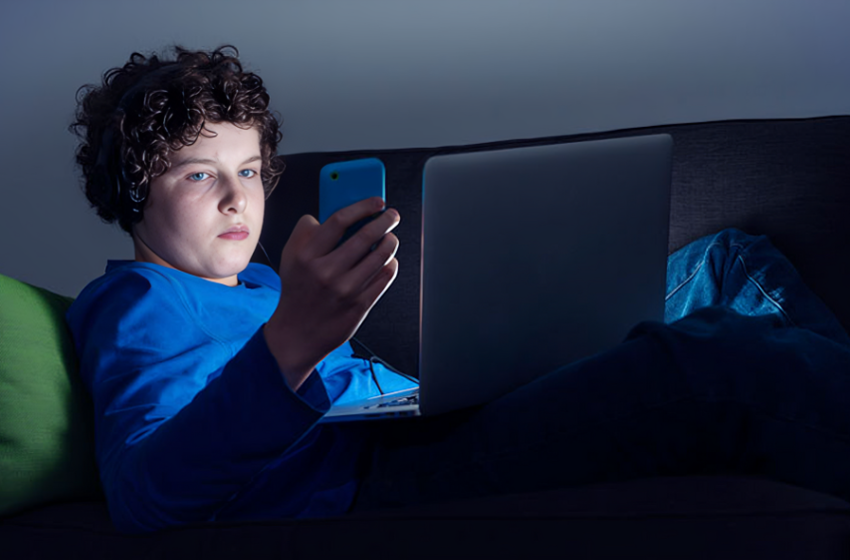 Modern Technology and the New Generation.. A Comprehensive Strategy for Safe and Effective Use