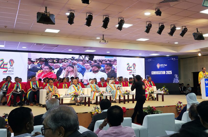 Distinguished Guests and Academic Leaders Celebrate the Graduation of 297 Students at BITS Pilani Dubai Campus Convocation 2025