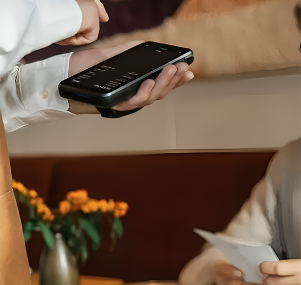  Adyen expands in-person payments offering with launch of two new terminals in the UAE