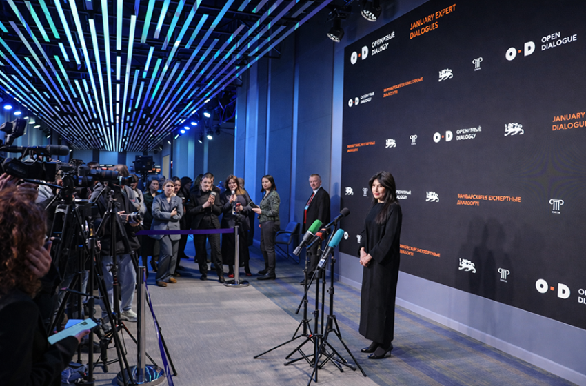  الدكتورة سيلينا نيري من الإمارات العربية المتحدة تتحدث في موسكو عن مستقبل العمل .. الازدهار البشري كمفتاح لأسواق العمل المزدهرة